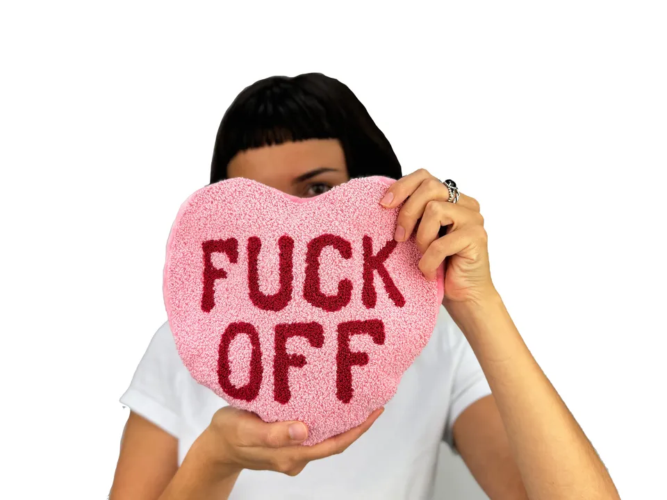 bitten-heatable-huggable-fuck-off-heart-bouillotte image 1