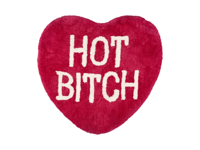 bitten-home-hot-bitch-tapis-c-ur-73x68-cm image 1