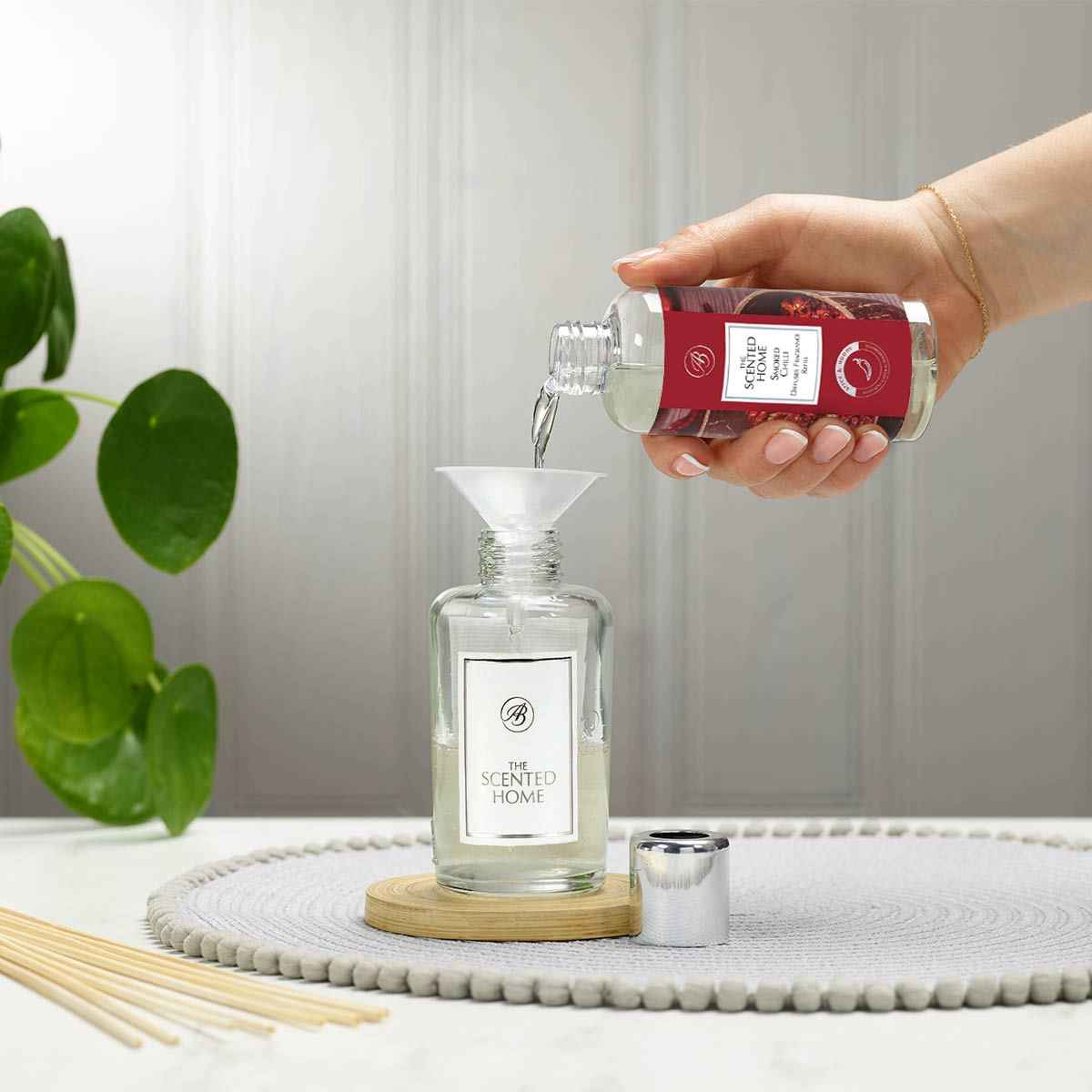 ashleigh-burwood-smoked-chilli-recharge-diffuseur-150ml-pic image 2