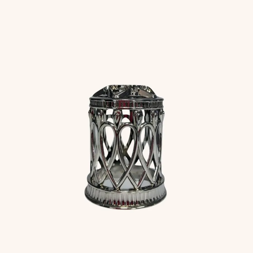 ashleigh-burwood-richard-couronne-lampe-parfum-e-argent-l image 1