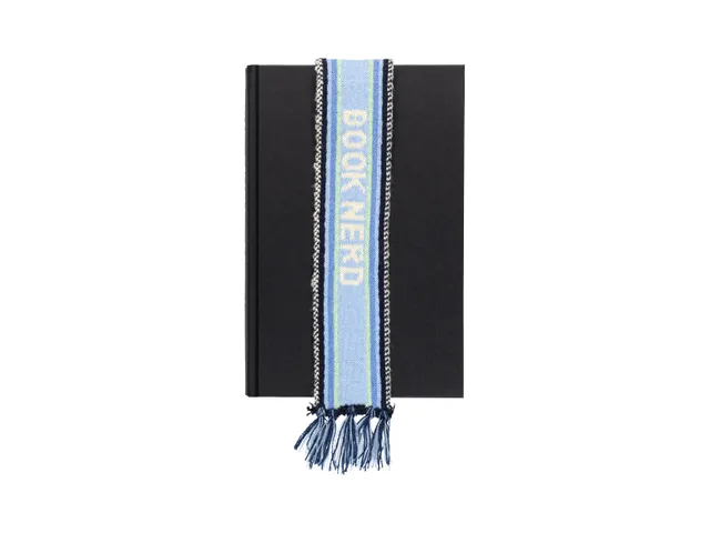 bitten-stationary-bookscarf-booknerd-marque-page-charpe image 1