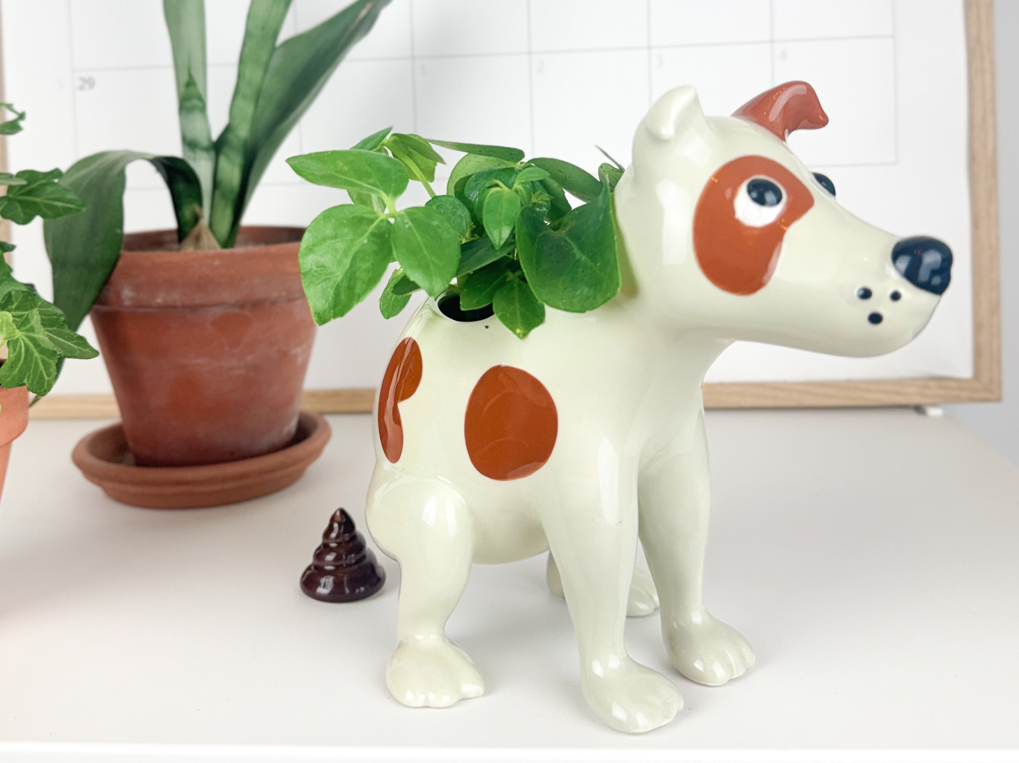 bitten-pooing-dog-cache-pot-chien-c-ramique-original image 6