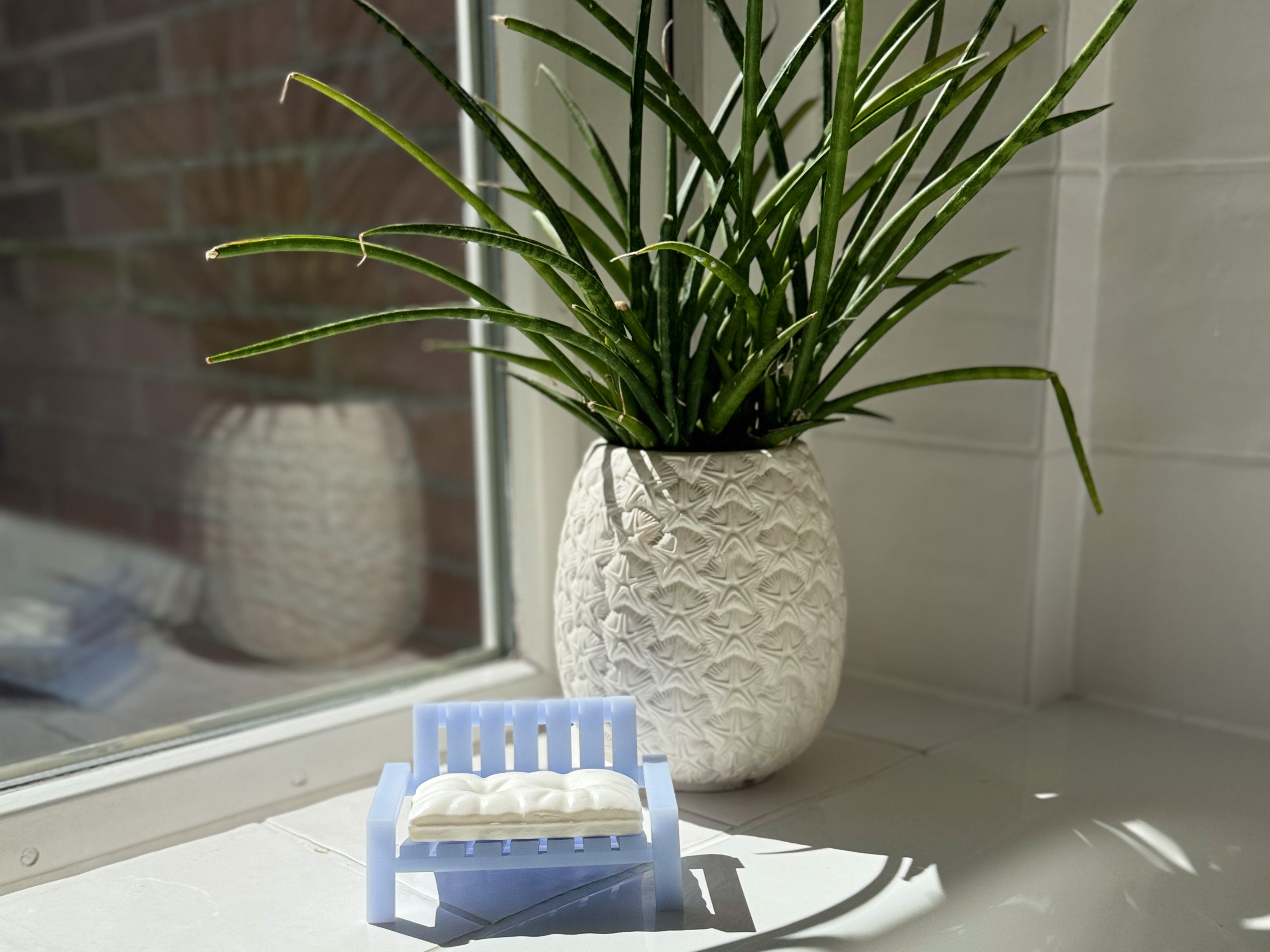 bitten-home-soapy-bench-porte-savon-bleu-xenon image 2
