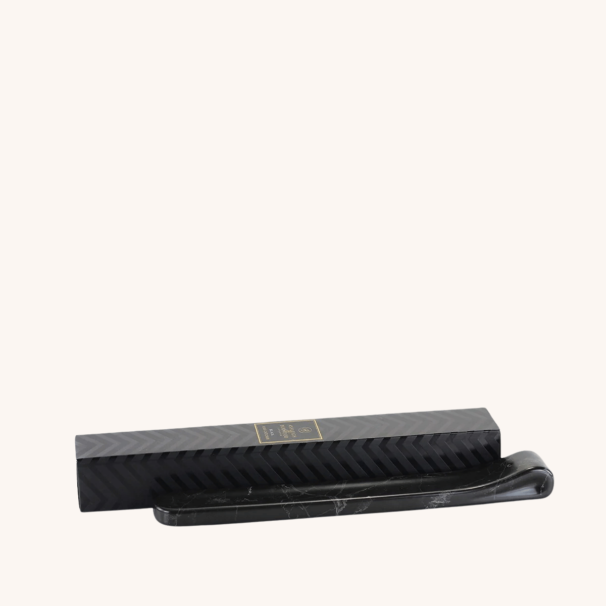 ashleigh-burwood-porte-encens-noir-support-b-tonnets-32cm image 1