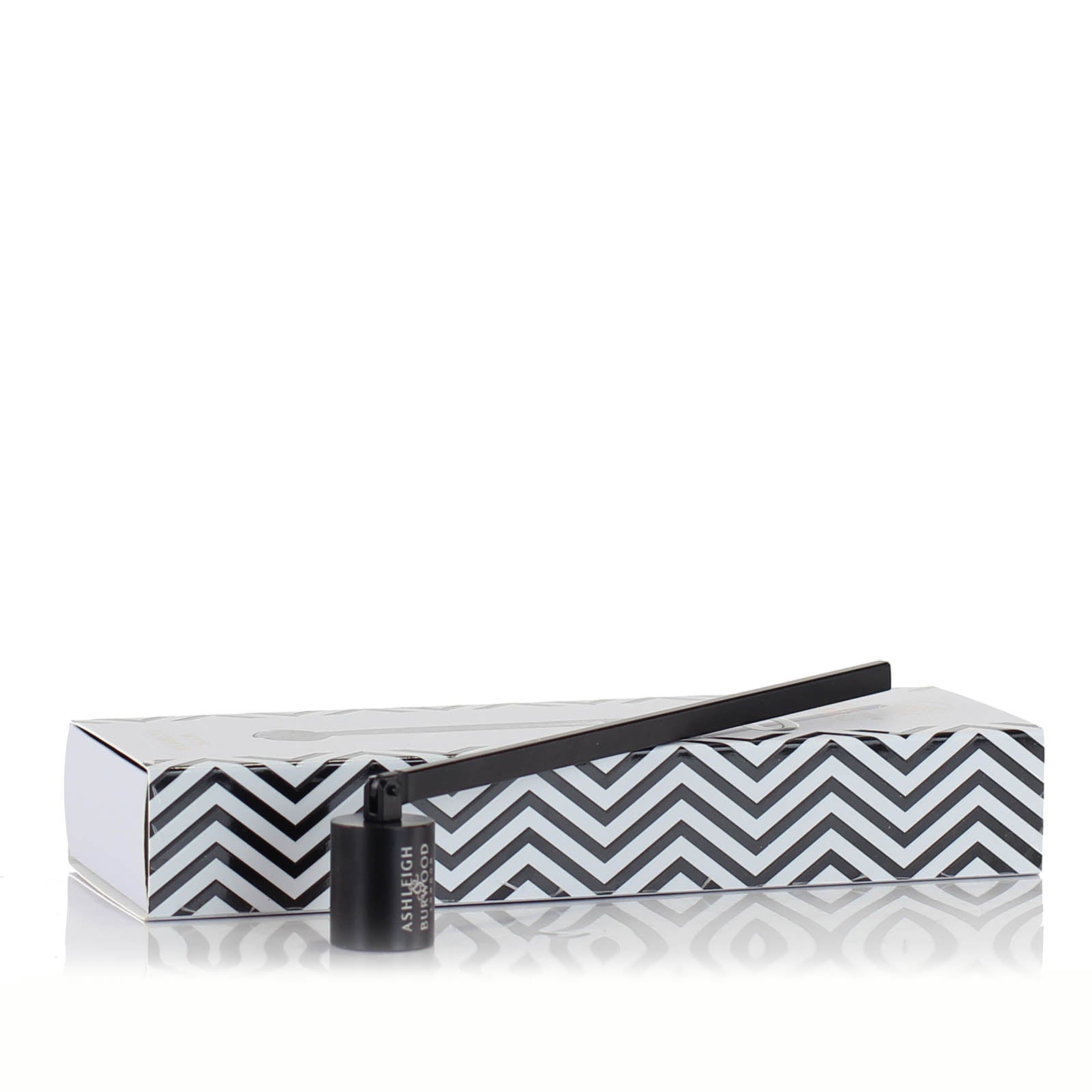 ashleigh-burwood-teignoir-bougie-accessoire-m-tal image 2
