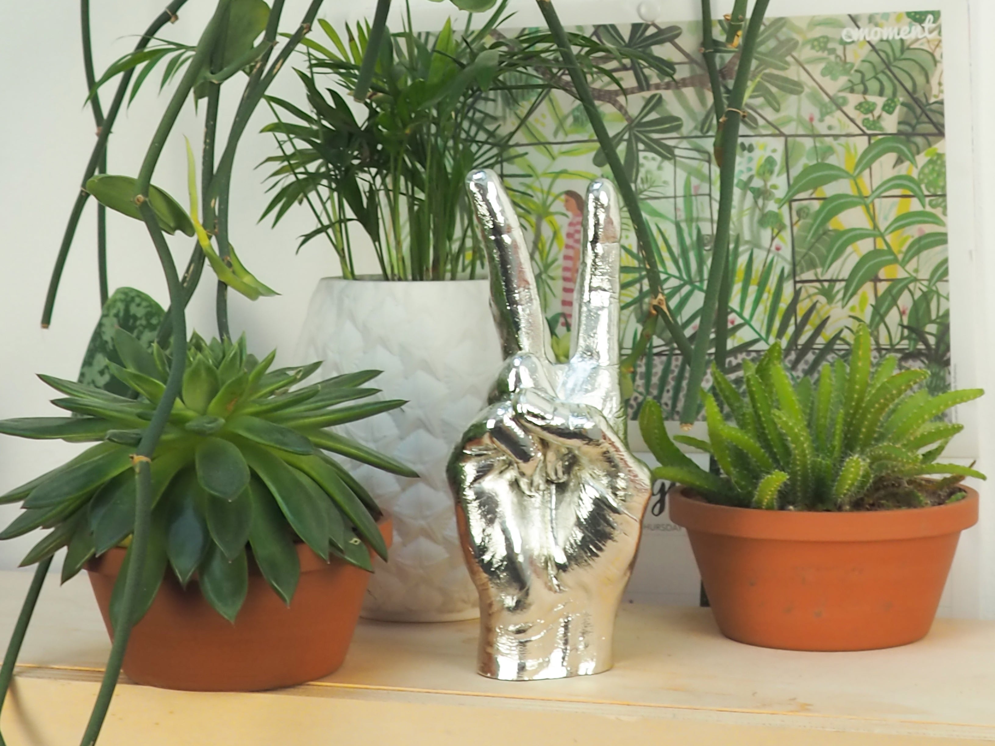 bitten-home-peace-sign-statue-argent-e-20-cm-signe-peace image 2