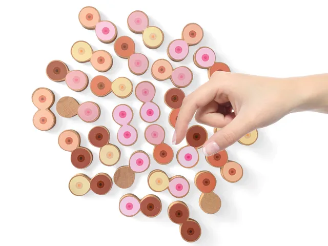 bitten-home-jeu-de-dominos-boob-28-pi-ces image 1