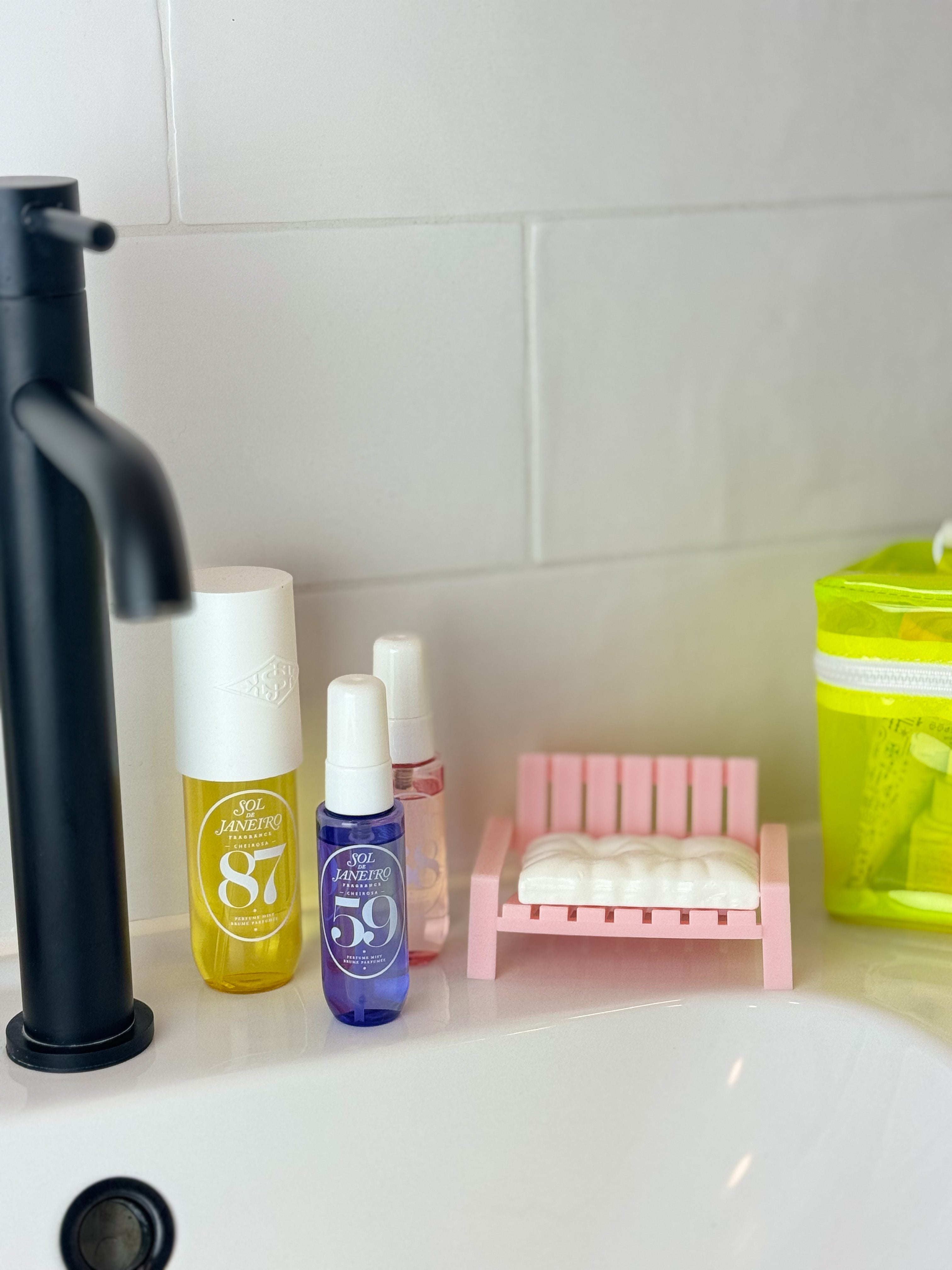 bitten-home-soapy-bench-porte-savon-banc-rose-coquillage image 4