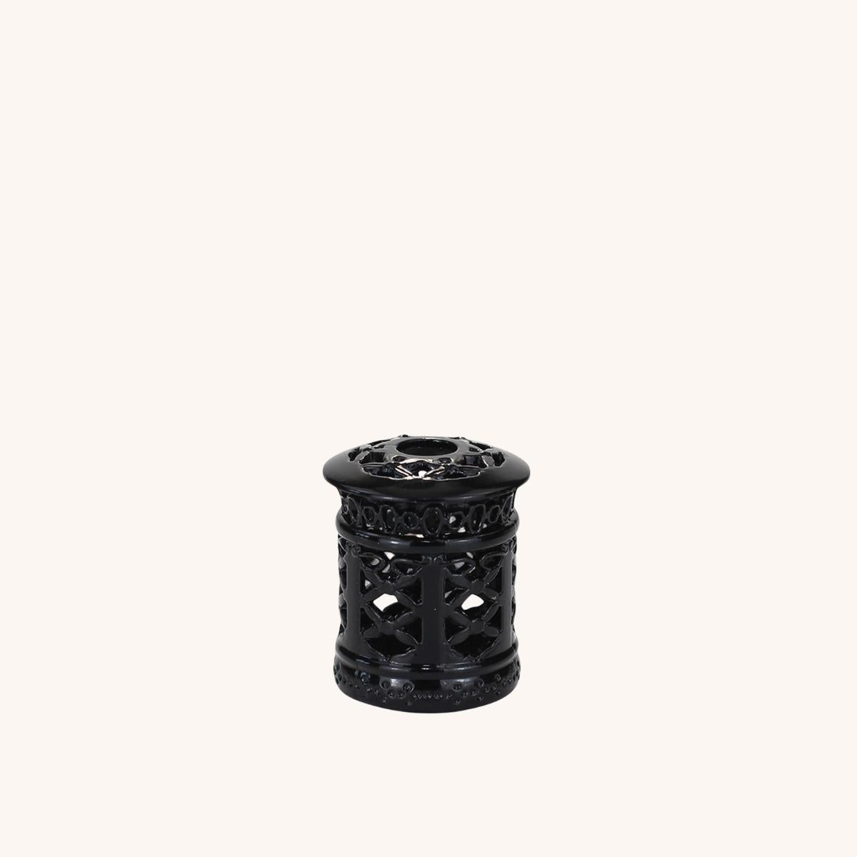 ashleigh-burwood-elizabeth-couronne-lampe-parfum-e-noire-small image 1