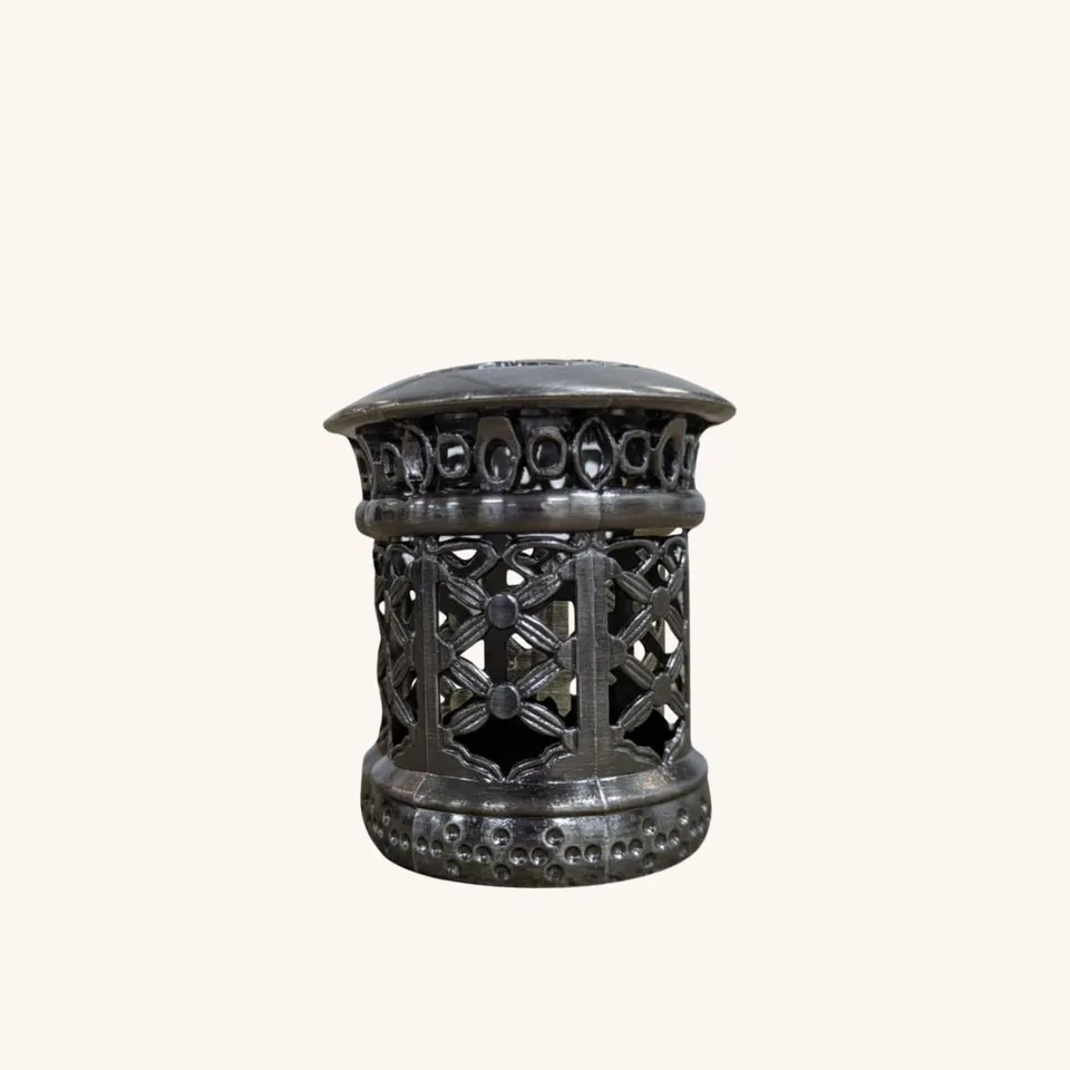 ashleigh-burwood-henry-couronne-lampe-parfum-e-argent-antique-l image 1