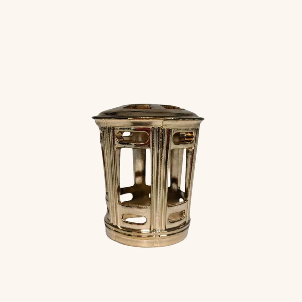 ashleigh-burwood-louis-gold-couronne-lampe-parfum-e-large image 1