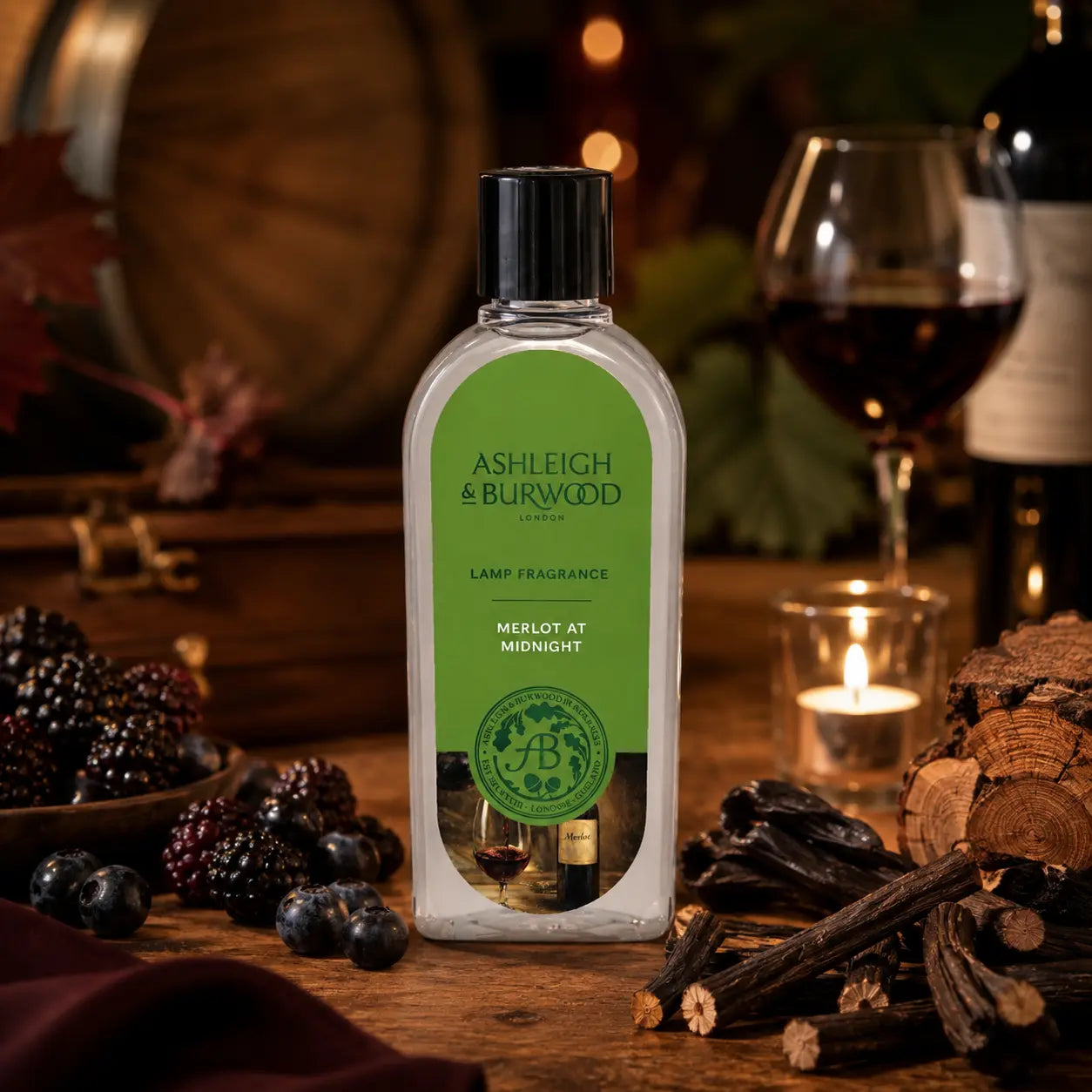 ashleigh-burwood-merlot-midnight-recharge-lampe-fruit-e-bois-e image 2