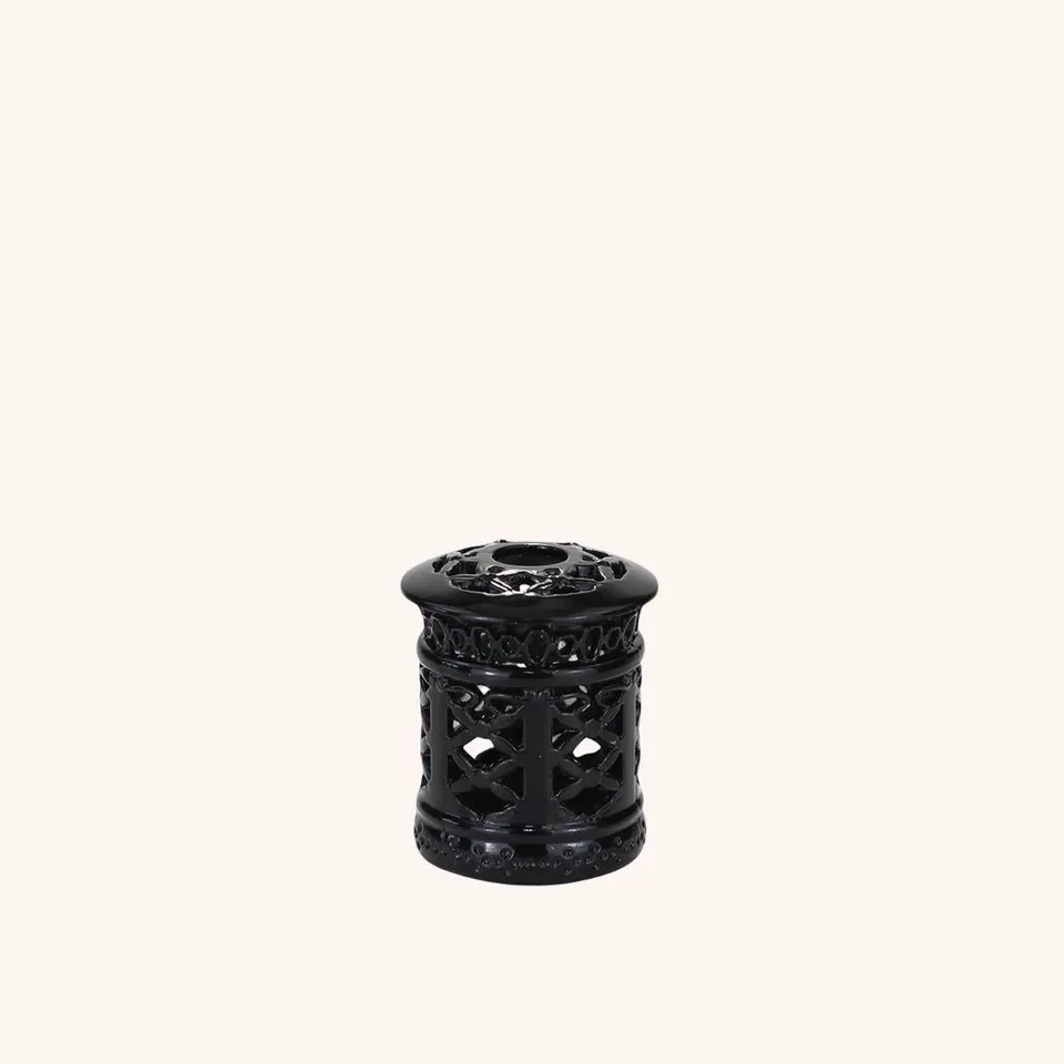 ashleigh-burwood-elizabeth-couronne-lampe-parfum-e-noire-small image 1