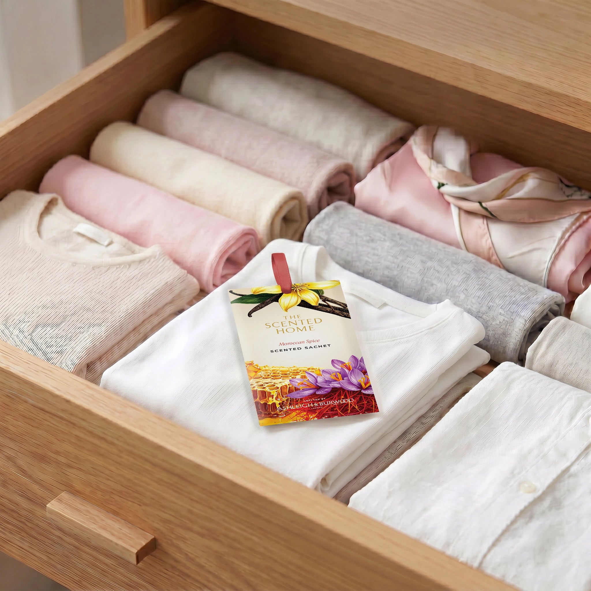 ashleigh-burwood-moroccan-spice-sachet-parfum-armoire-pic image 3