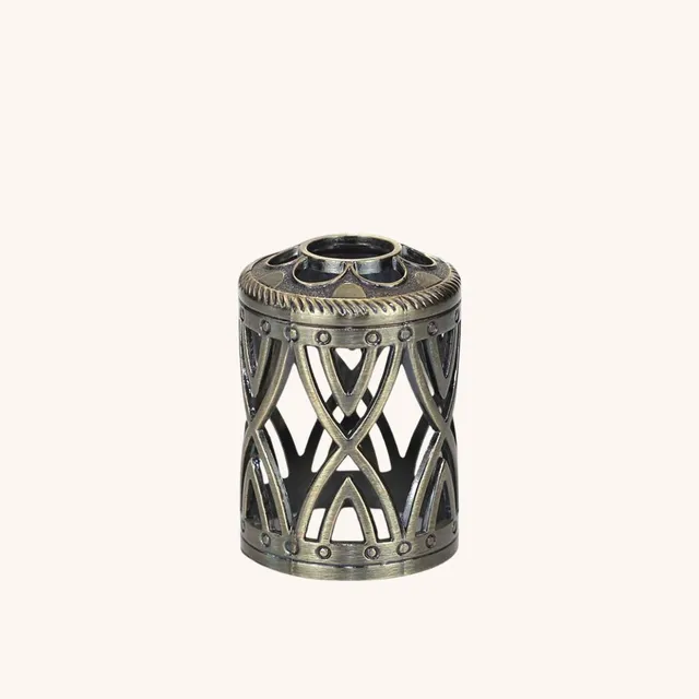 ashleigh-burwood-william-antique-gold-couronne-lampe-parfum-e image 1