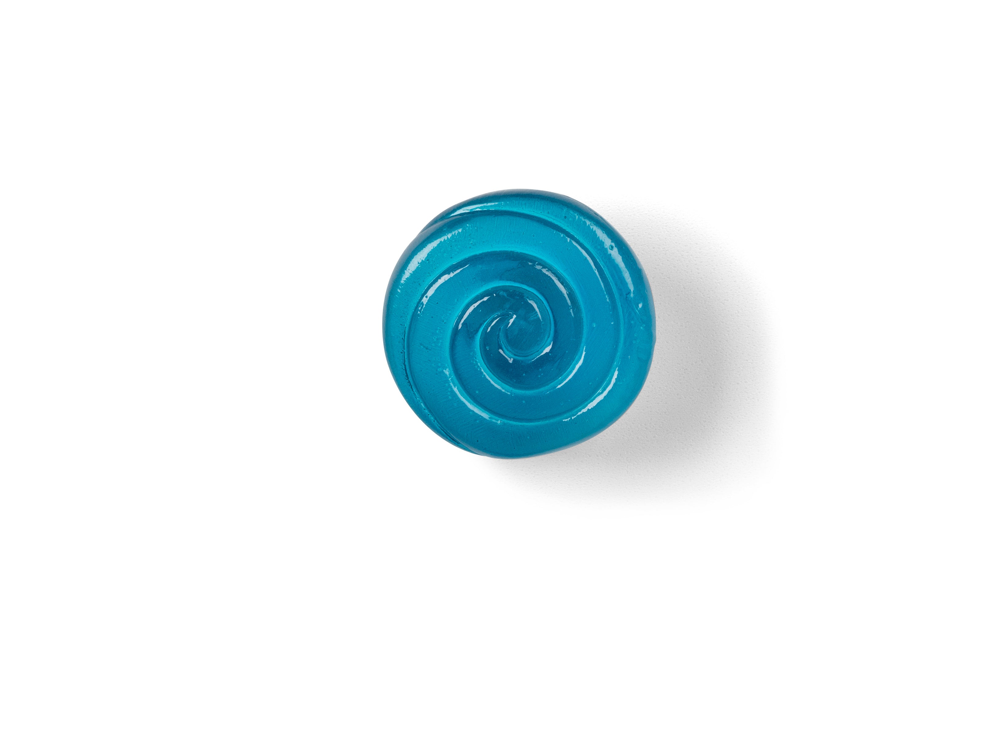bitten-home-candy-spiral-crochet-mural-turquoise-spirale image 2