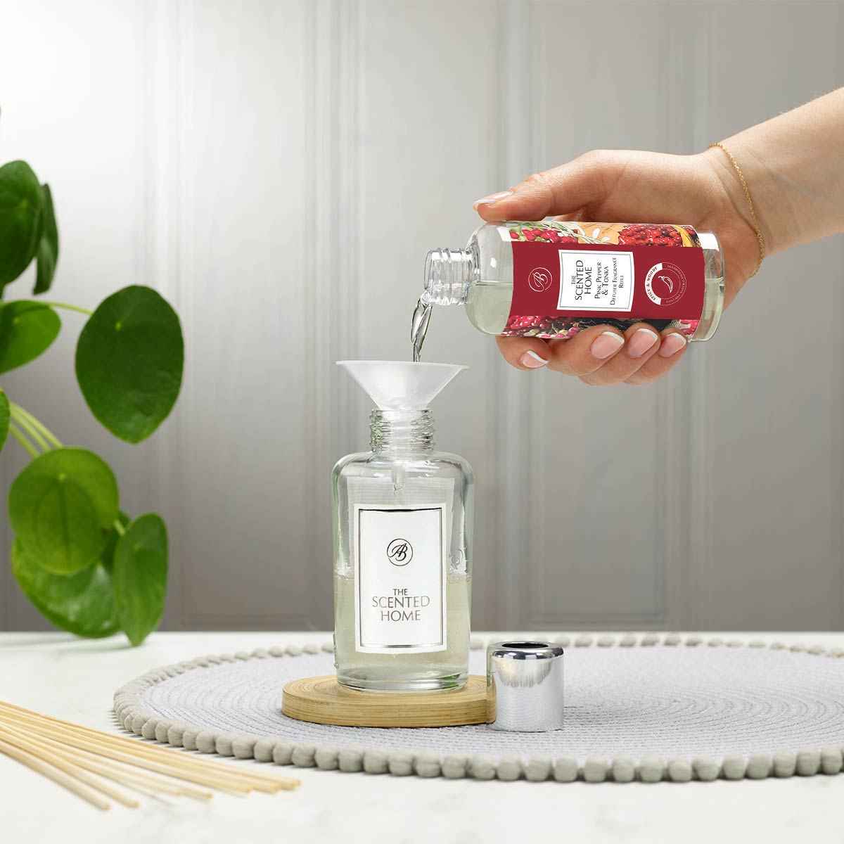 ashleigh-burwood-reed-diffuser-refill-pink-pepper-tonka-150ml image 2