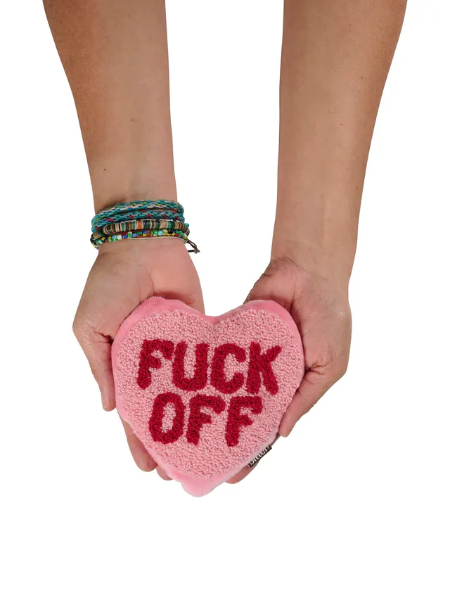bitten-pocket-pals-fuck-off-heart-bouillotte-de-poche-lavande image 1