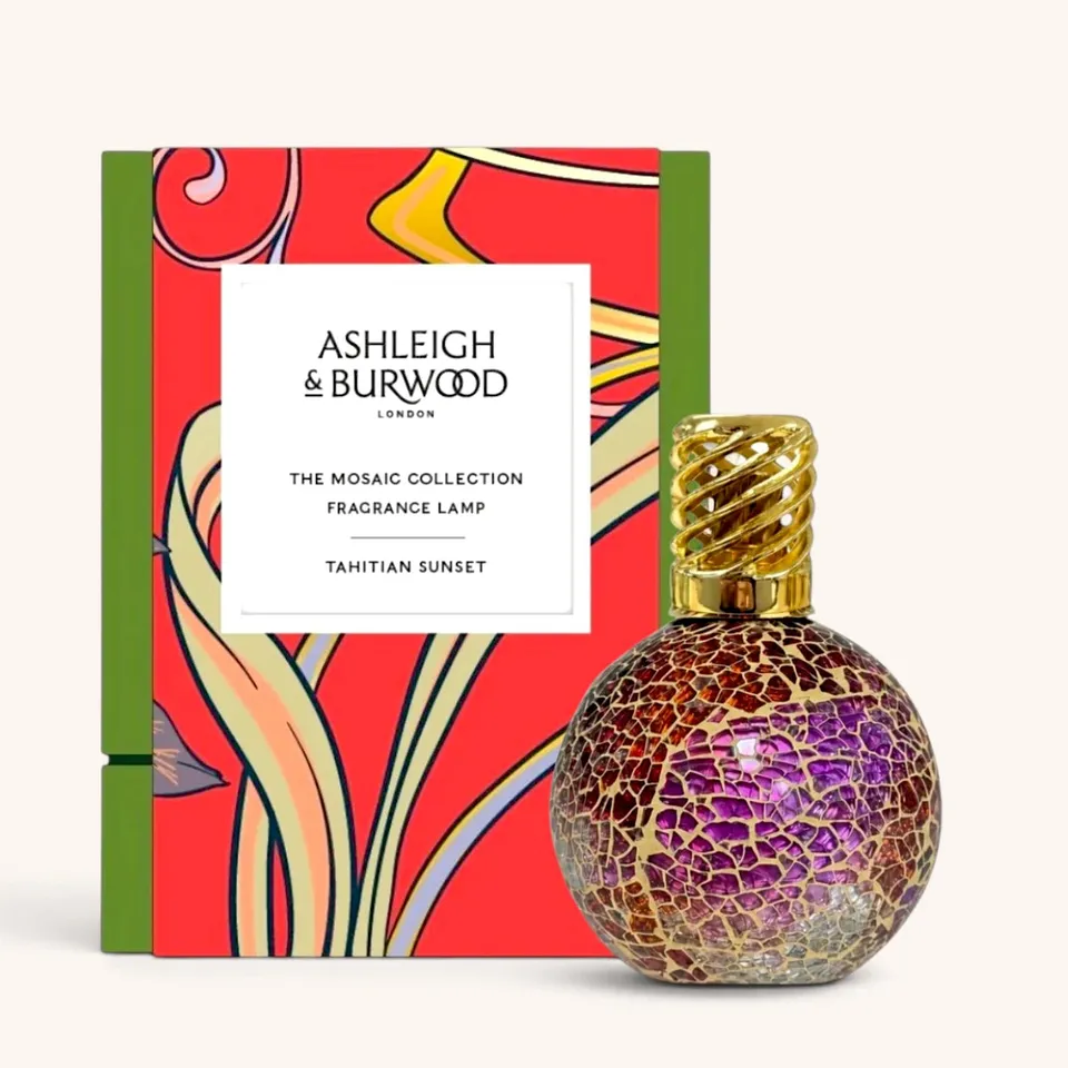 ashleigh-burwood-tahitian-sunset-lampe-parfum-e-mosa-que-ambr-e image 1