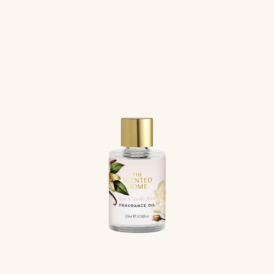 ashleigh-burwood-huile-parfum-e-rose-vanille-musc image 1