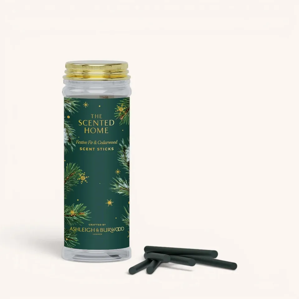 ashleigh-burwood-festive-fir-b-tons-parfum-s-sapin-lot-6 image 1