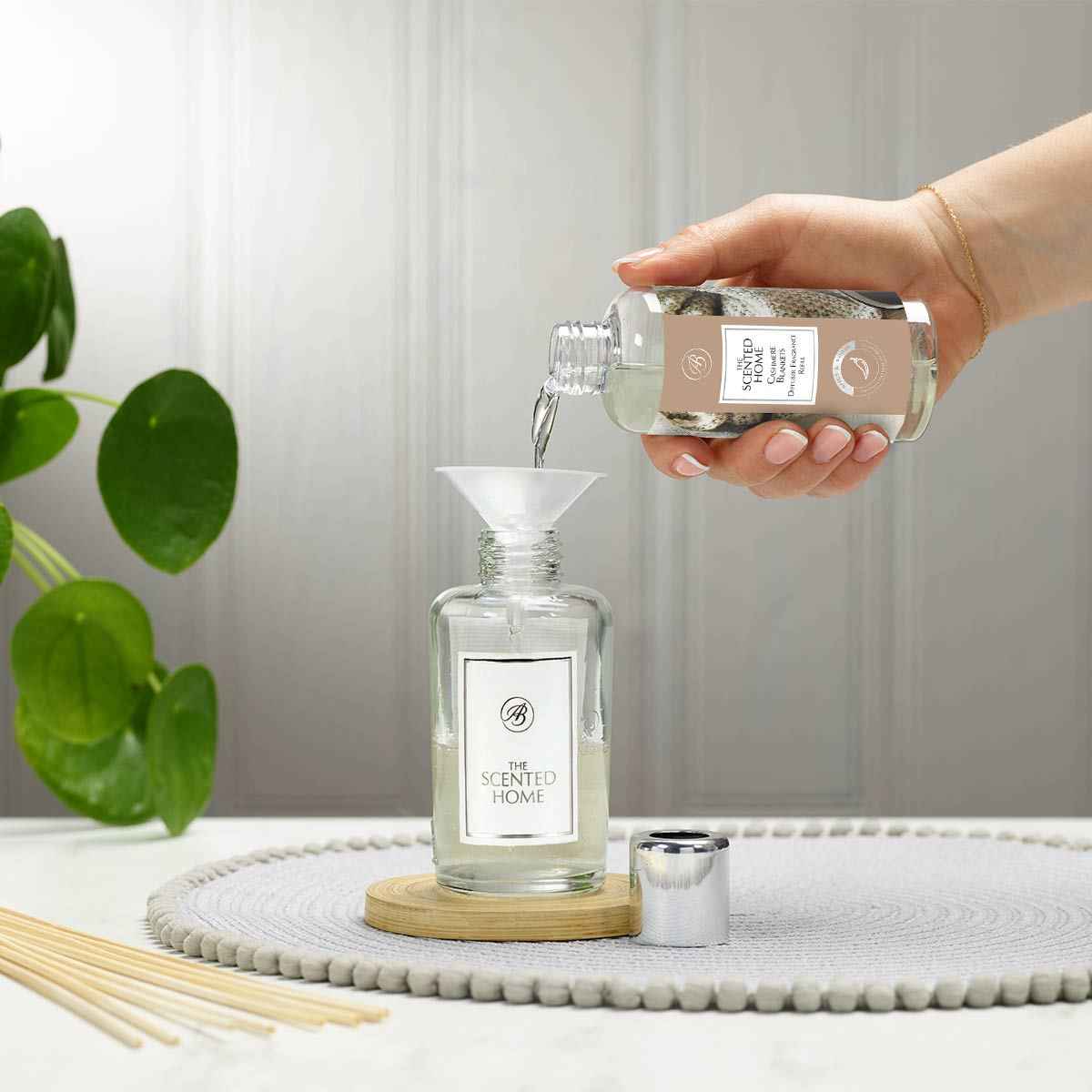 ashleigh-burwood-cashmere-blankets-recharge-diffuseur-150ml-vanille image 2